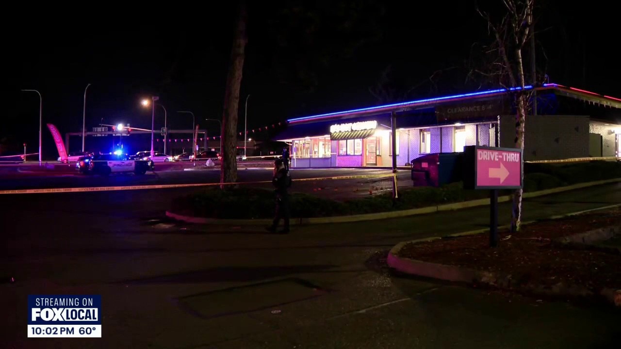 Kent police investigate 2 nearby shootings, 1 dead