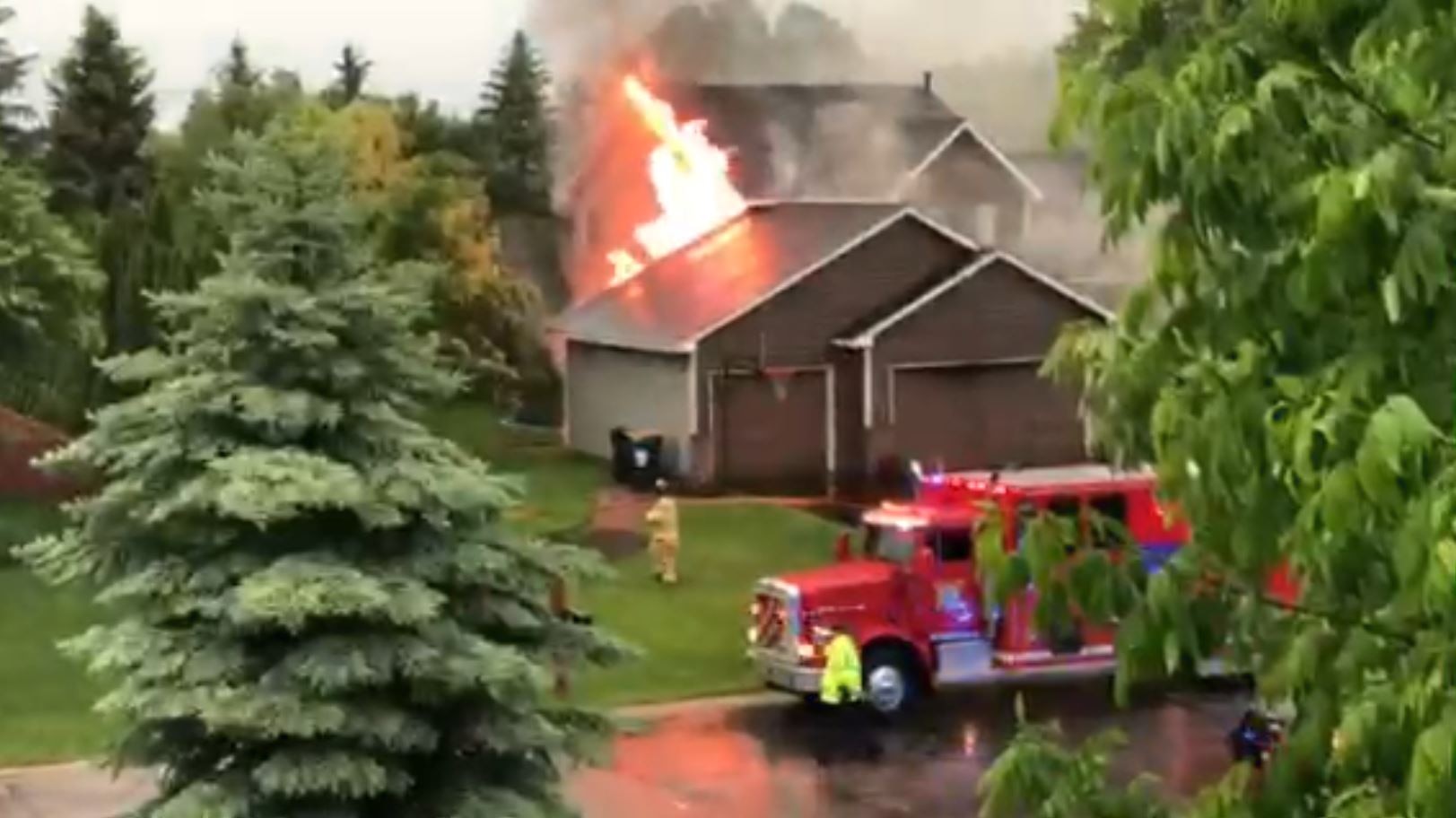 Lightning causes house fire in Lakeville, Minnesota