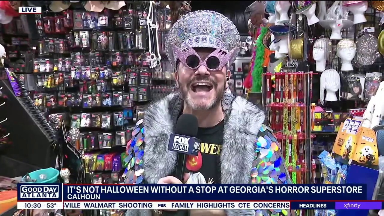 Paul Milliken visits AllStar Halloween in Calhoun