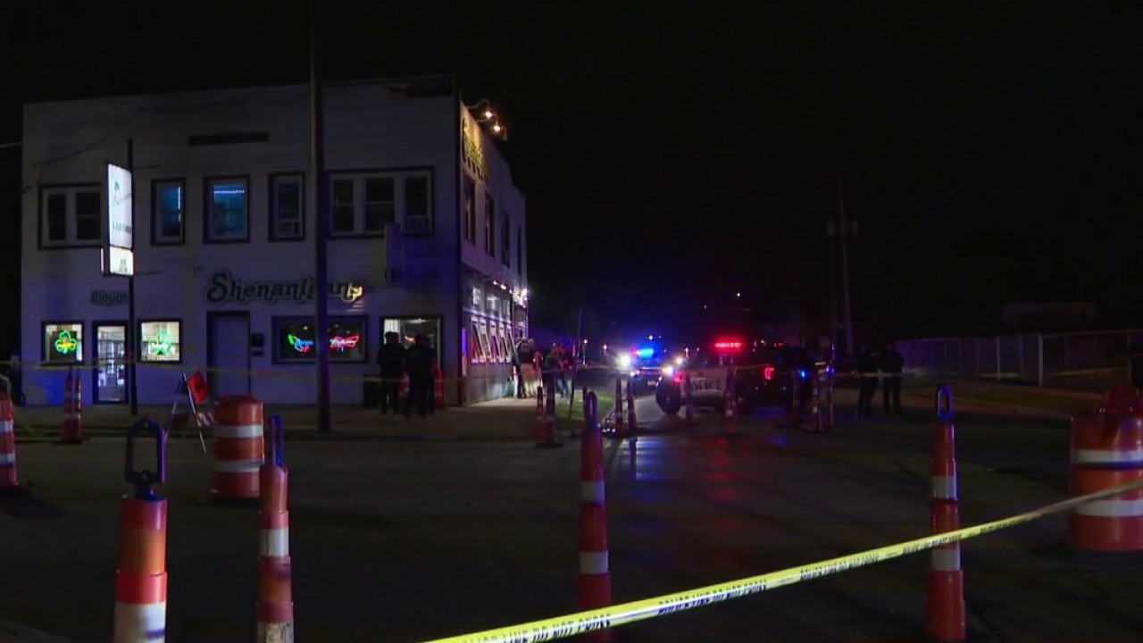 Kenosha police scenes near 25th and 52nd