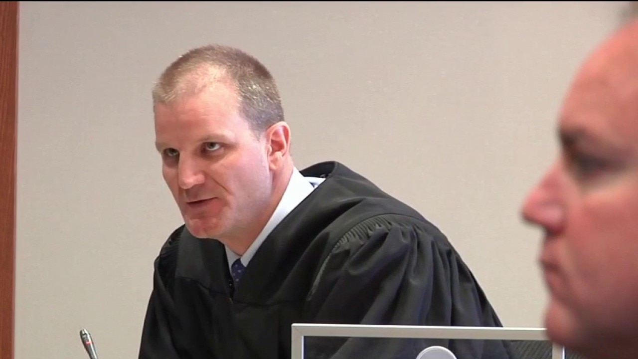 Circuit judge cited over Sarasota crash