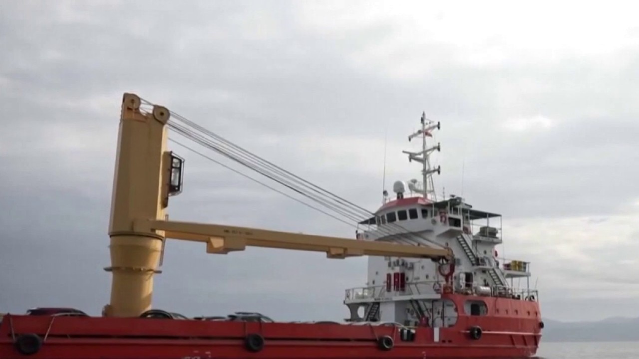 Tensions continue to escalate over reopening of Strait of Hormuz