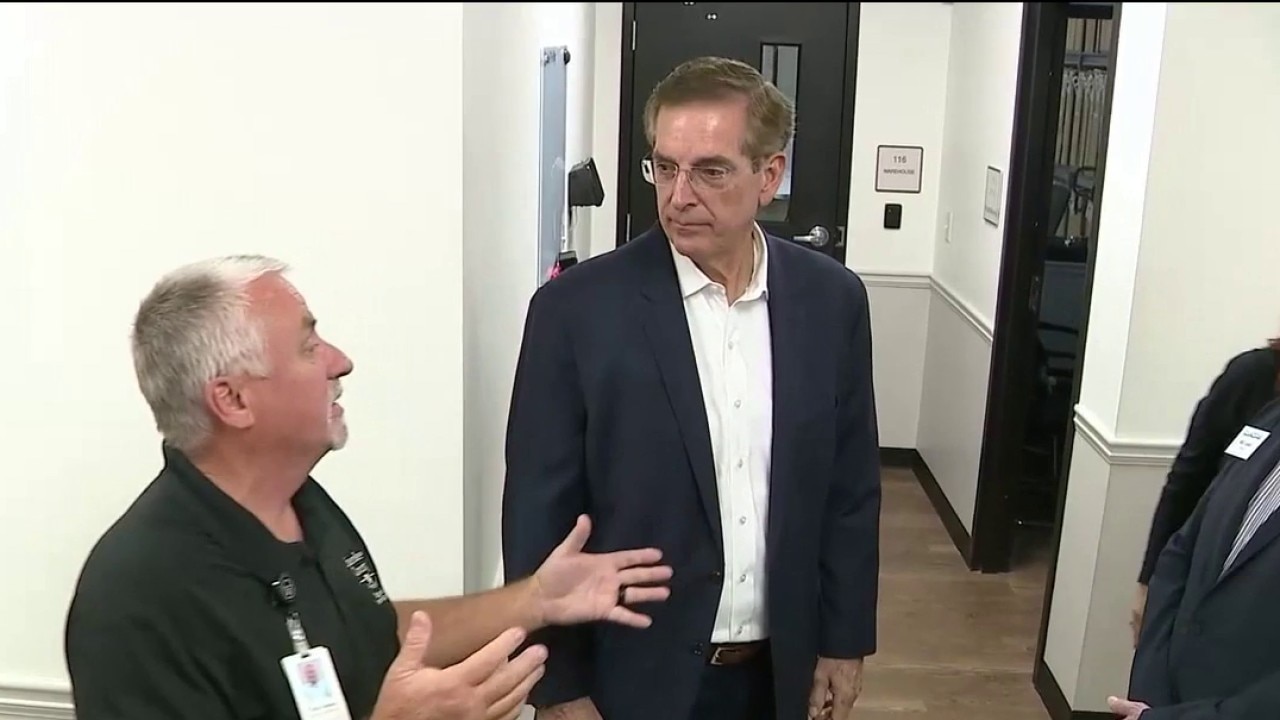 Raffensperger tours Cherokee County election headquarters