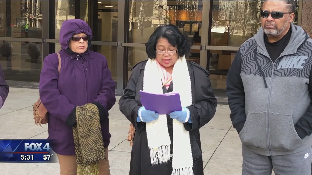 Chair of SW Dallas County Dems calls for action on shutdown