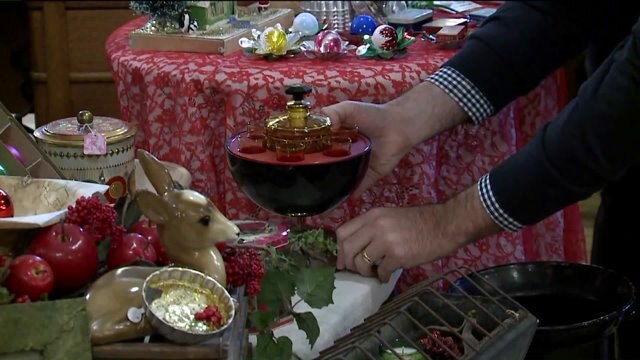 Kramp checks out the unique items you can find at Cedar Creek Settlement