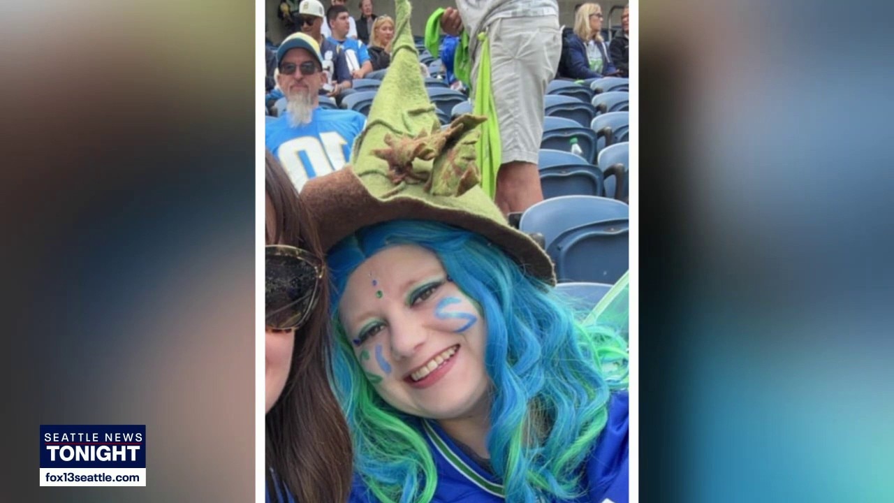 Seahawks fan in cancer battle seeks help finding missing costume piece