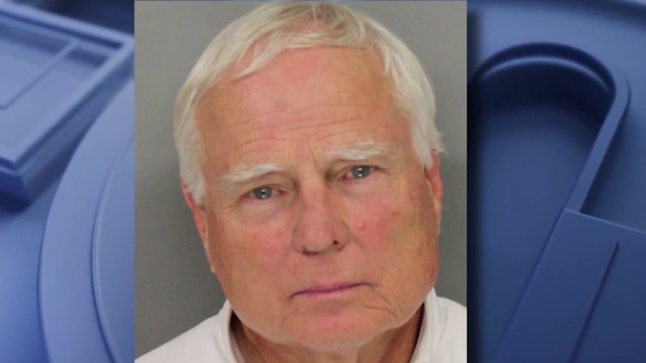 Marietta defense attorney charged with pandering & battery