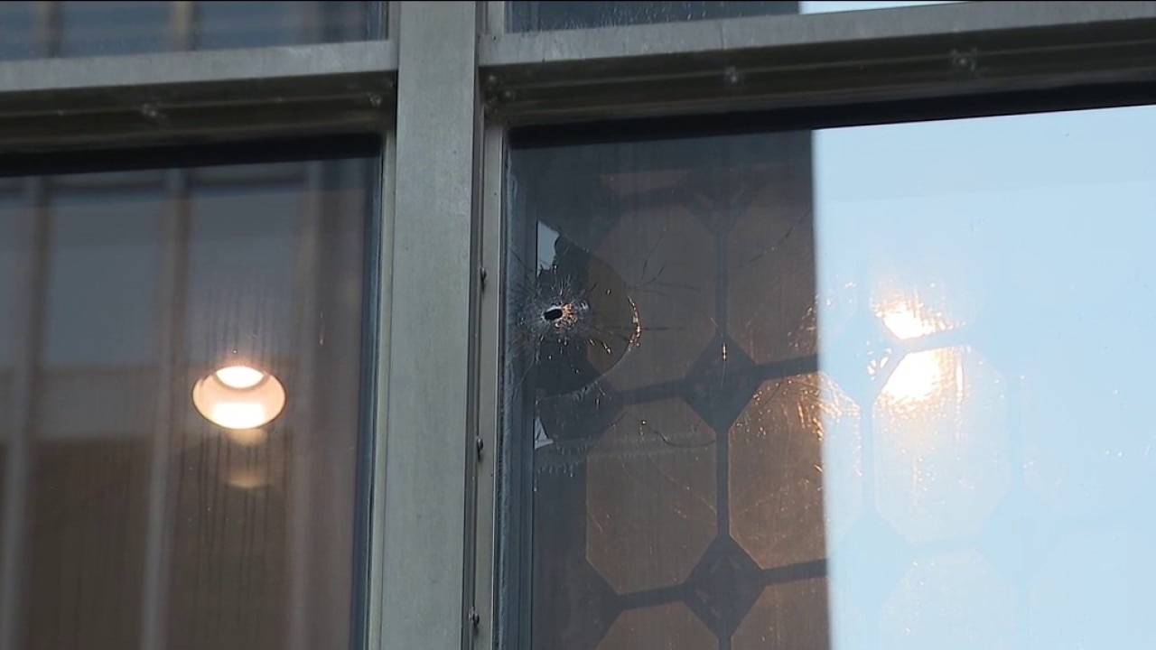 Bullet hole in window: What we know as Chicago police investigate downtown
