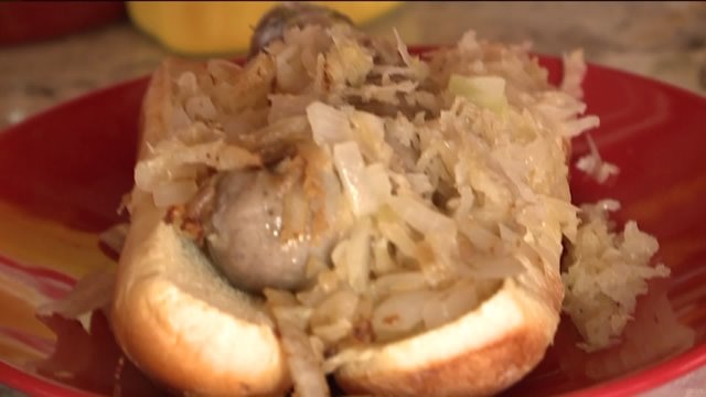 Chip checks out all the delicious food at Speedo`s Pub and Grill as he previews Taste of Lake Geneva