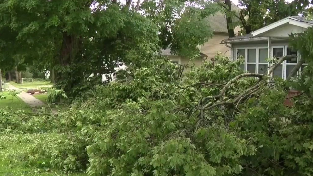 Widespread storm damage in Walworth County, fatal boat accident