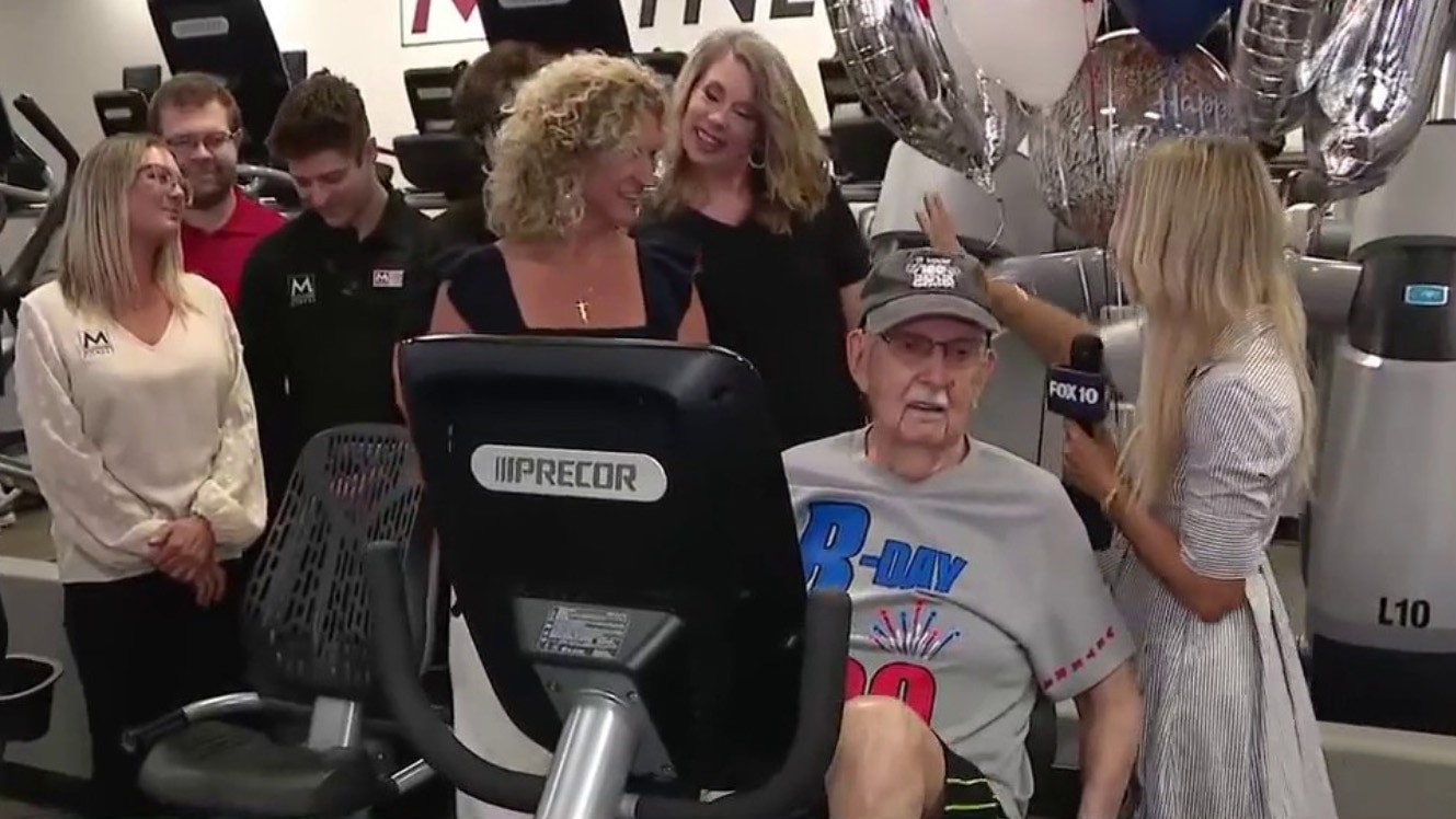Mesa man celebrates 100th birthday by hitting the gym
