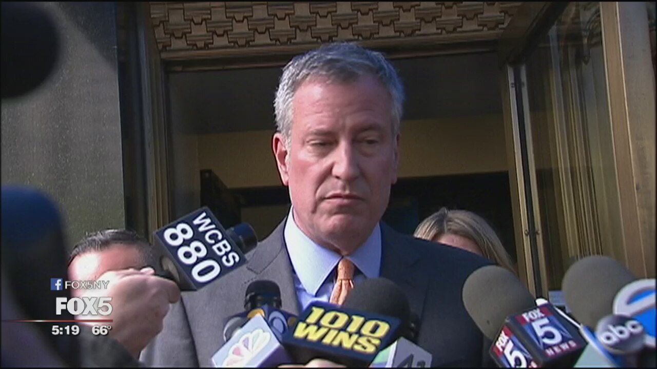 Feds interview de Blasio
