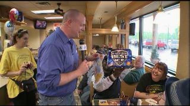 Tony discusses new menu items at George Webb, talks with fans