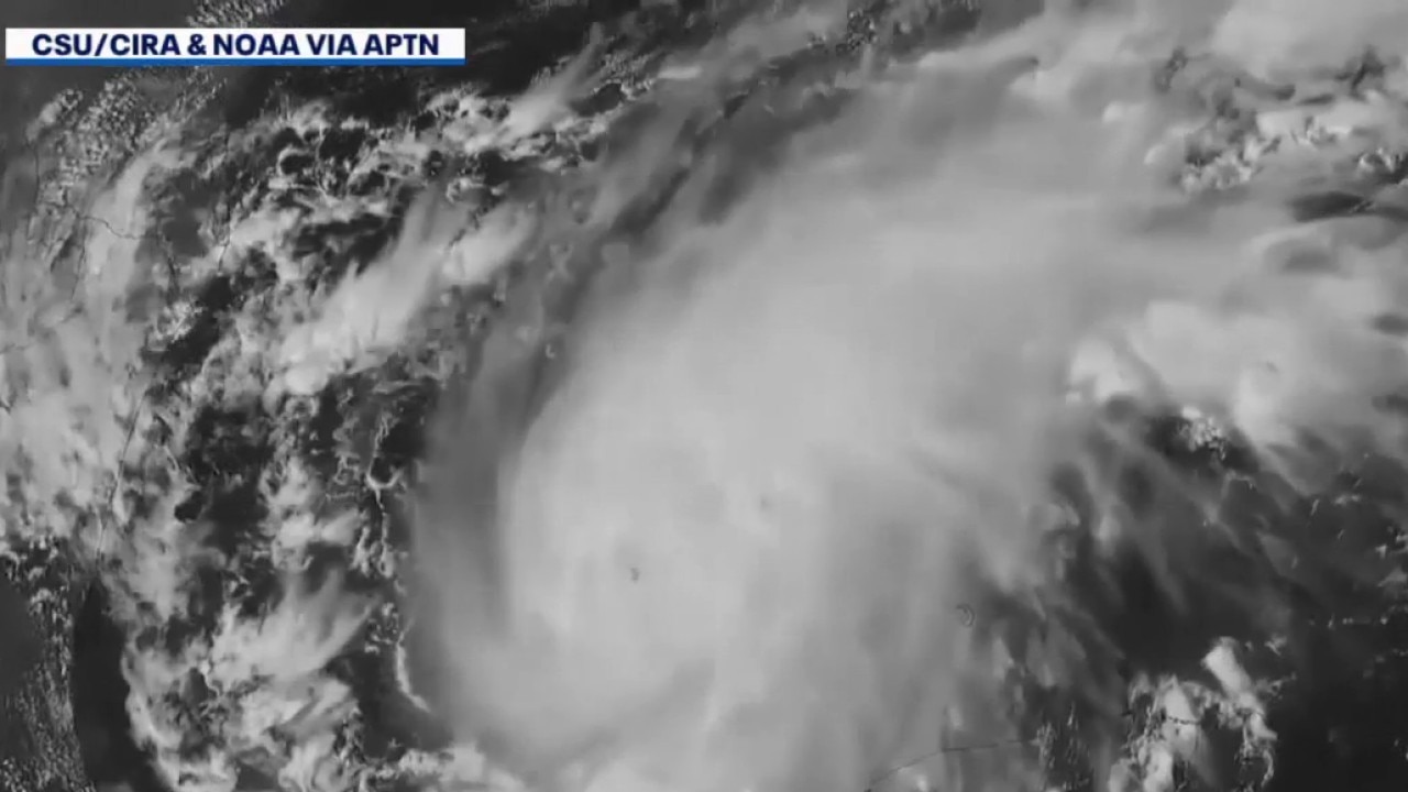 Hurricane Isaias closes in on the Gulf Coast 
