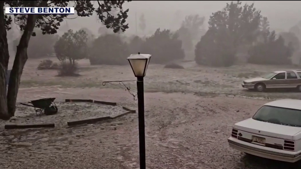 Monsoon storm brings hail, dust and lightning to Arizona