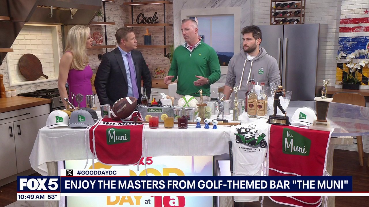 Enjoy The Masters from golf-themed bar "The Muni"