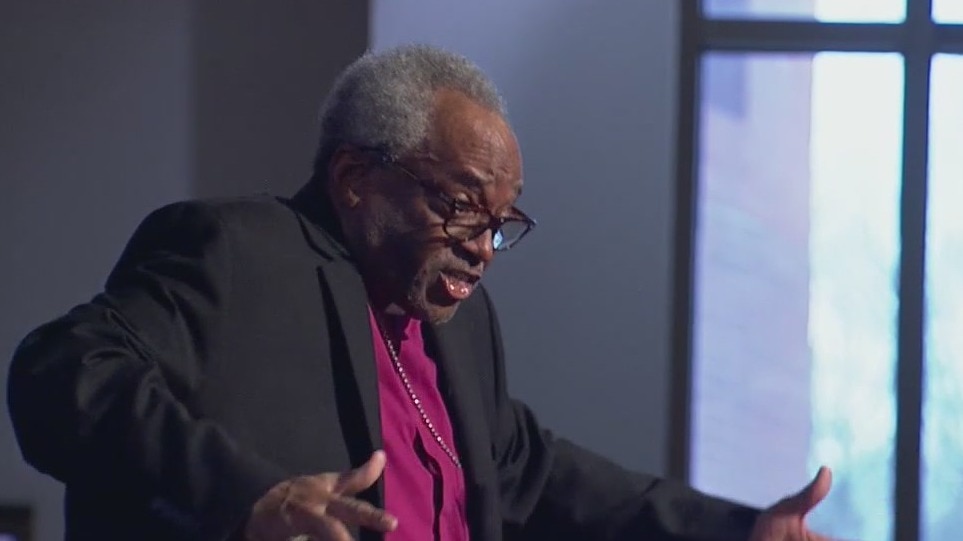 Bishop provides impassioned remarks during Atlanta MLK commemorative service