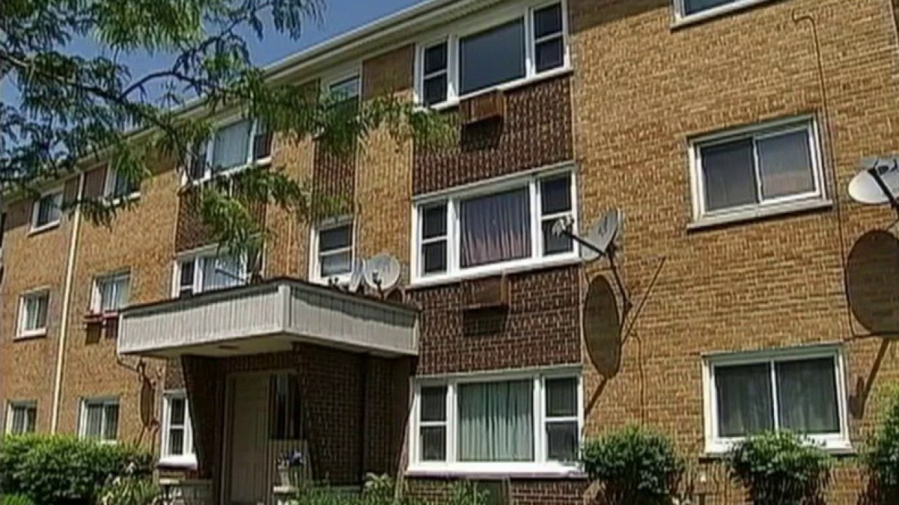 Mayor Johnson pushes new tenant protections amid debate over rental costs