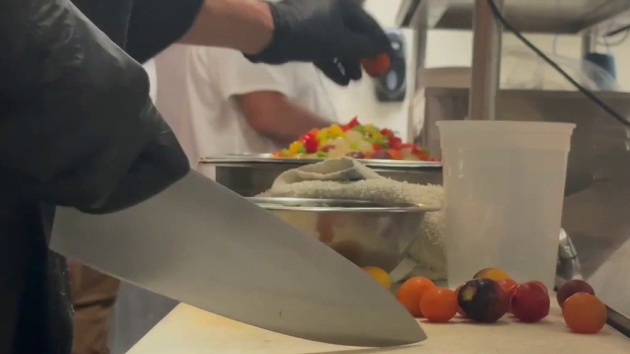 Restaurant's response to cyclosporiasis