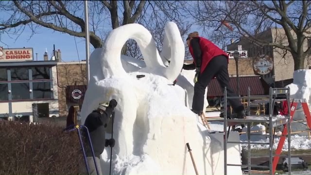 Chip learns all about Lake Geneva`s annual Winterfest