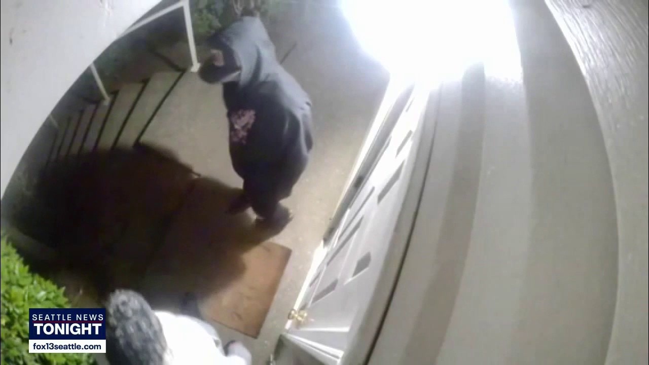 Deadbolt foils Issaquah burglary suspects