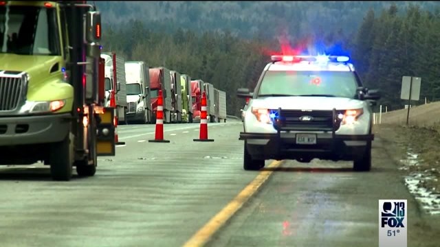 Snoqualmie Pass closed