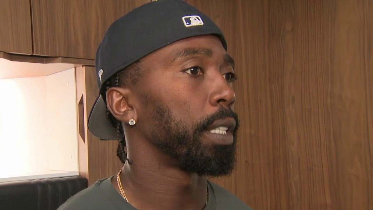 Talking with traveling man Tyrod Taylor 