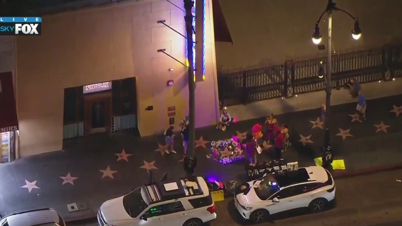 Dolly Parton's new star in Hollywood unveiled