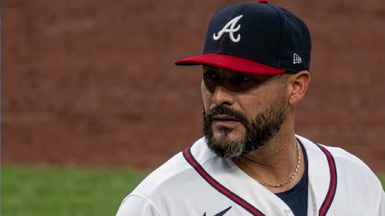 Martín Pérez injured; Braves playoff rotation questions