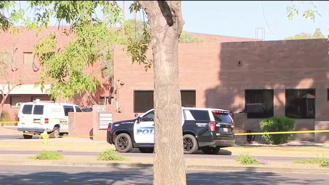 2 found dead in Mesa, police say