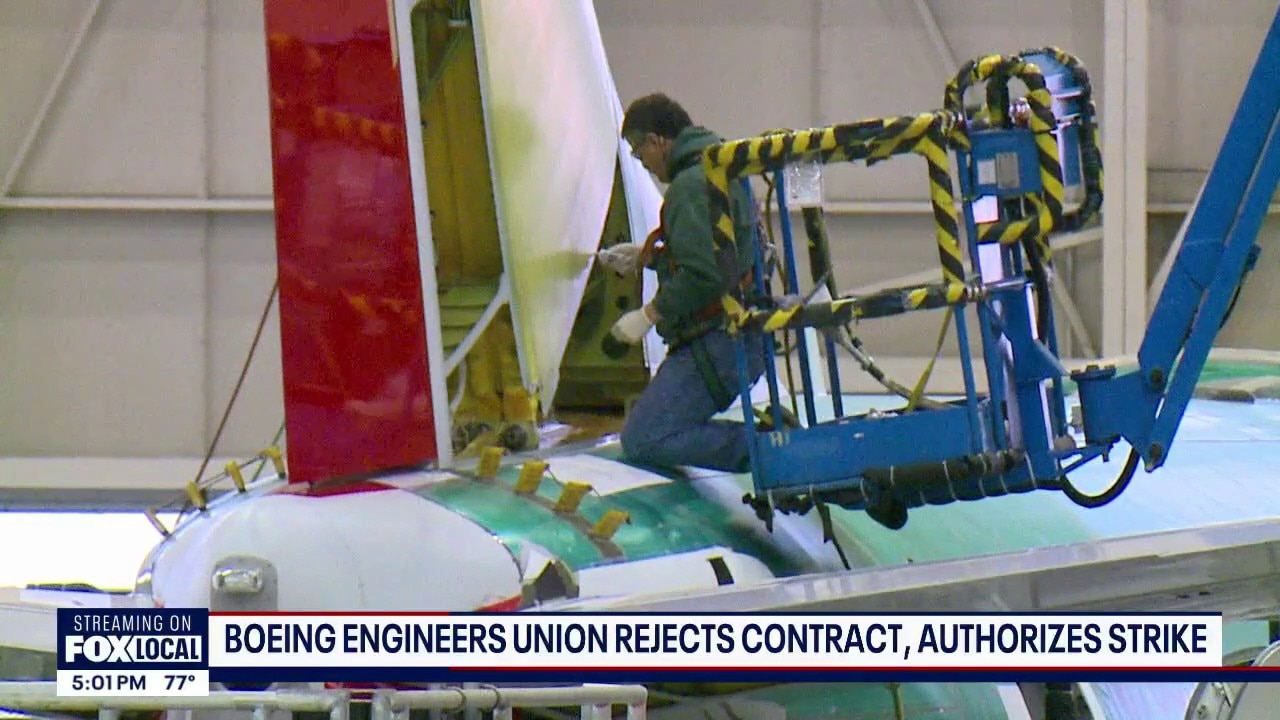 Boeing union rejects contract, authorizes strike