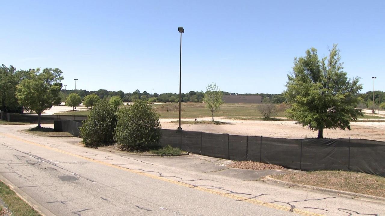Cary Towne Center sits vacant years after Epic Games' acquisition