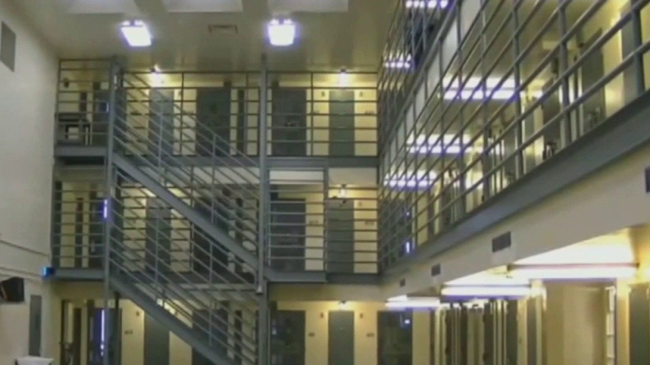 Report: CA state prisoners using taxpayer-funded iPads for porn