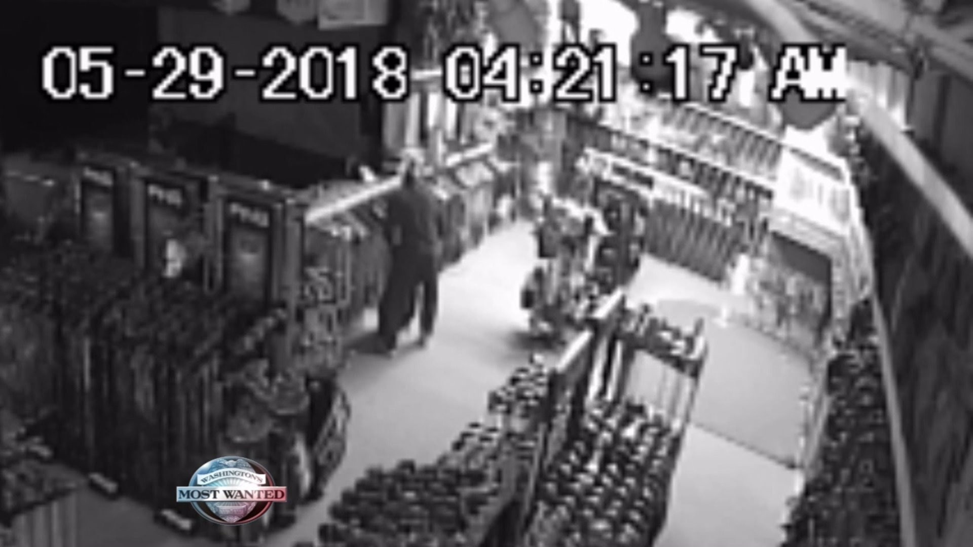 WANTED: Second golf store `Ninja Burglar`