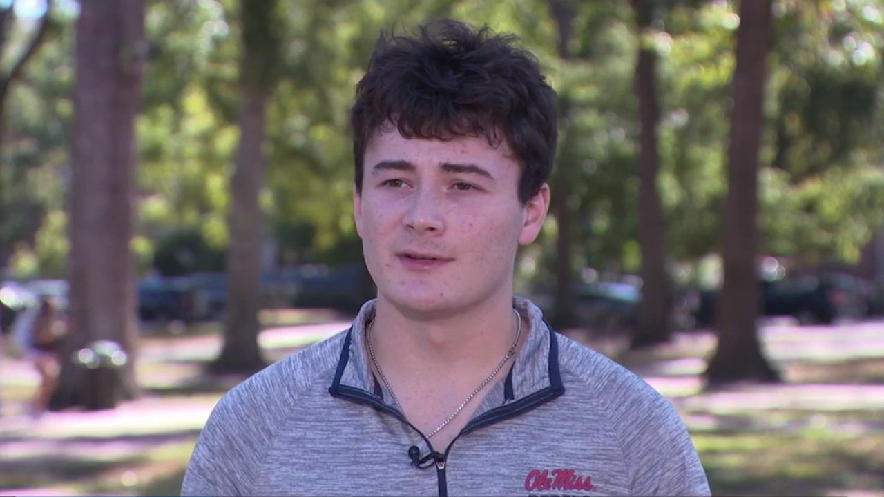 "Fear on campus" - Ole Miss students describe aftermath from classmates' deaths
