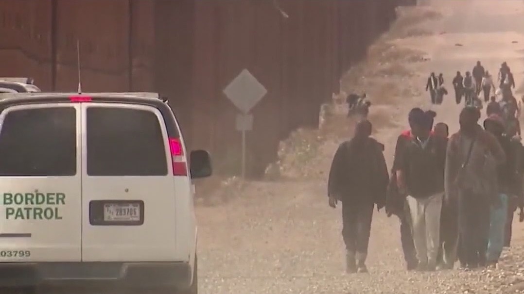 AZ Gov. Hobbs signs border task force order