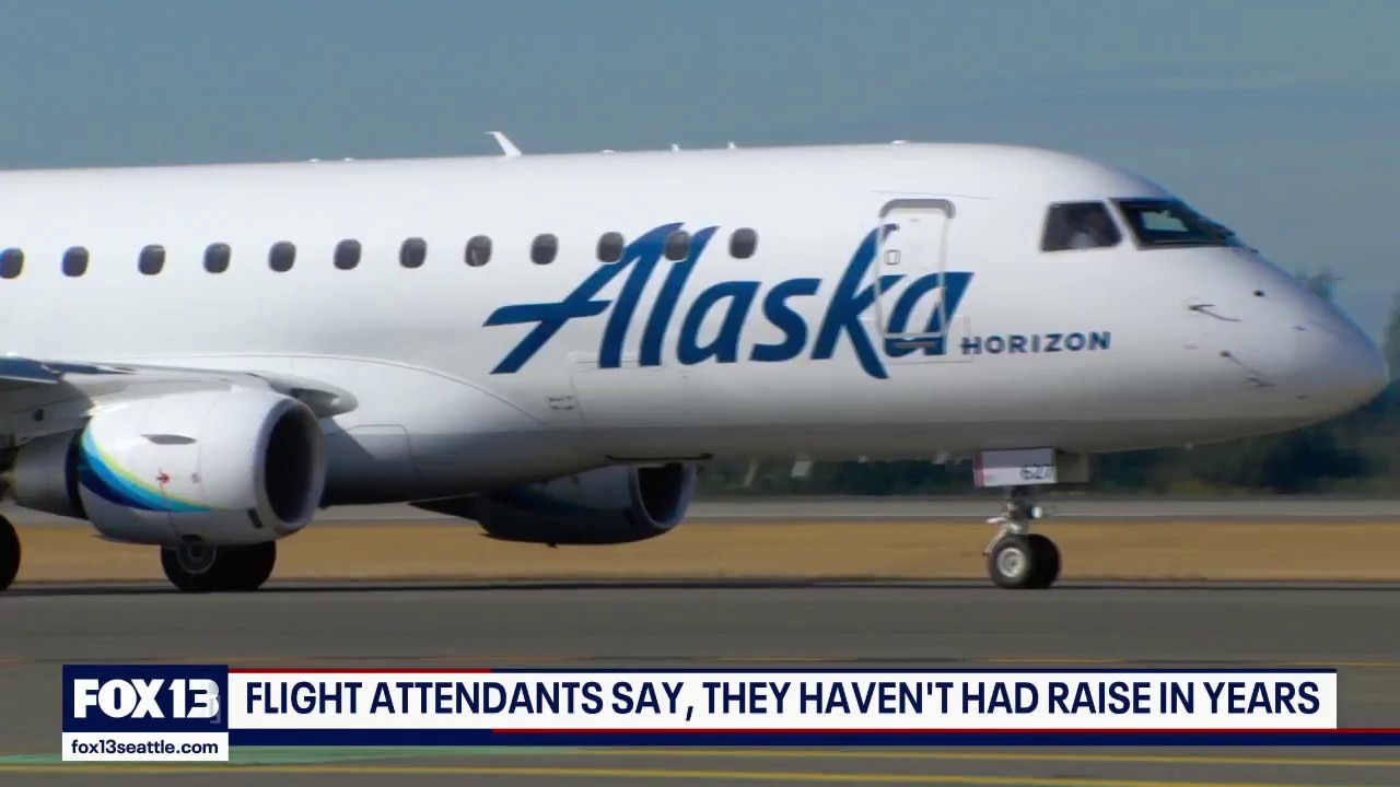 Horizon Air pilots, flight attendants picket outside SEA Airport