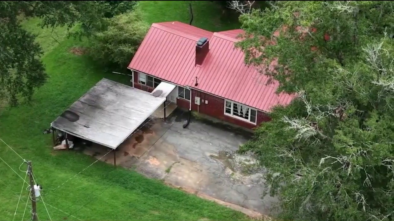 Douglas County home scene reveals 18 neglected dogs