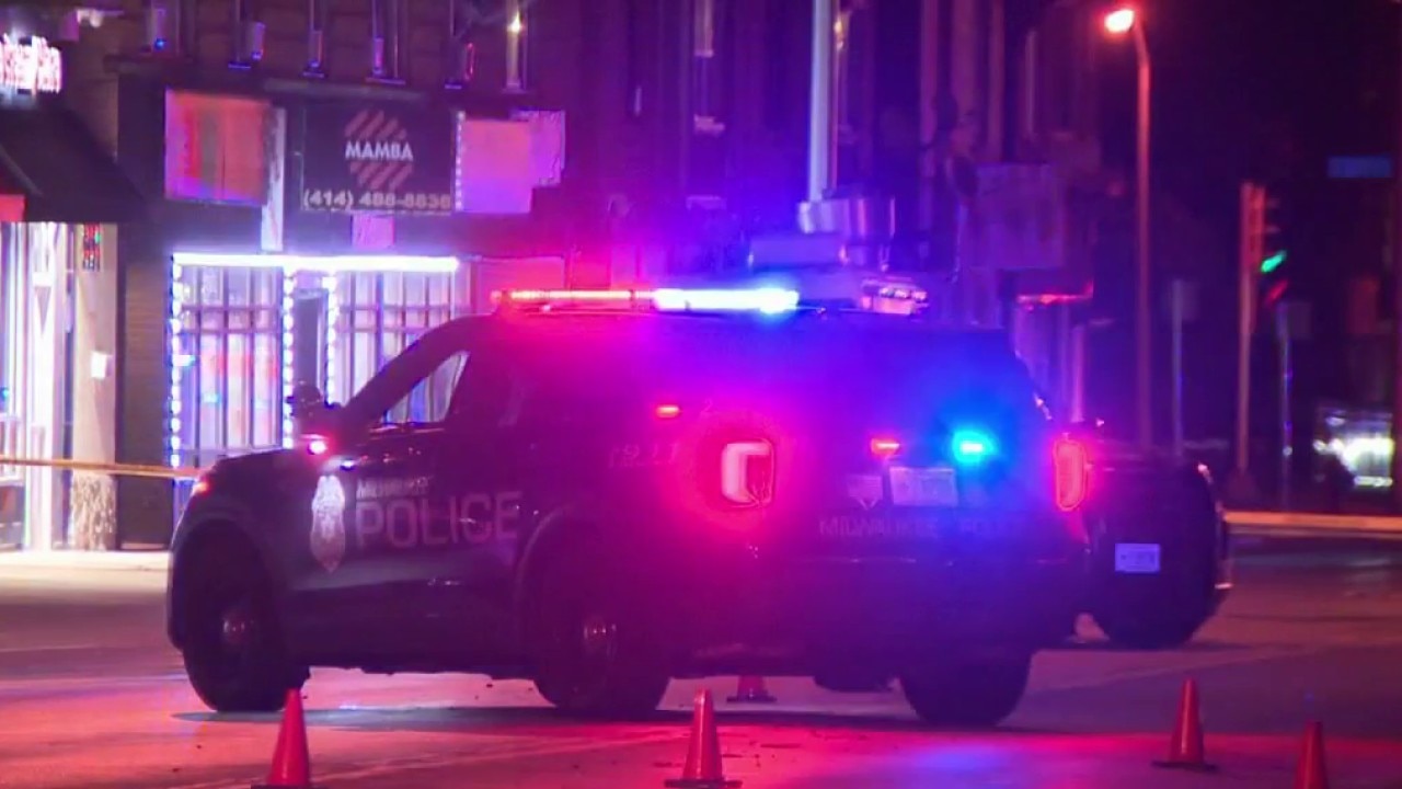 Milwaukee fatal hit-and-run, pedestrian struck