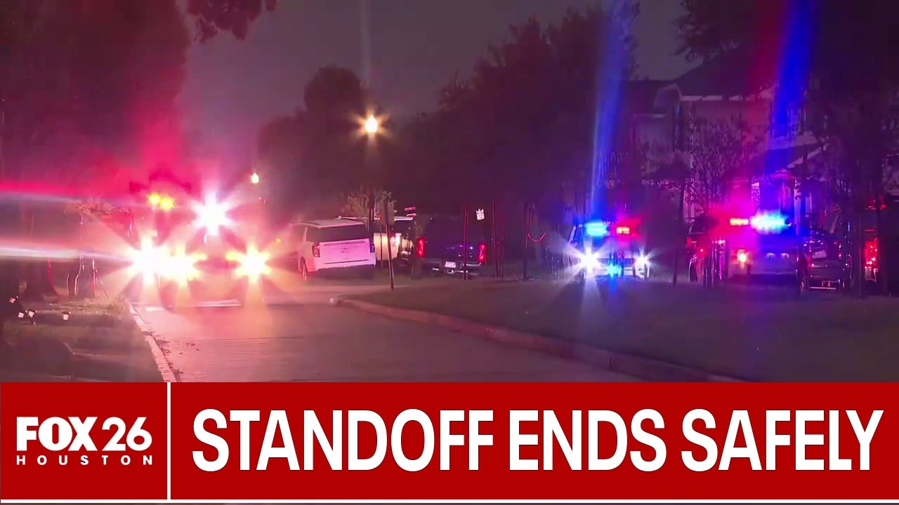 SWAT standoff ends in Harris County with suspect arrested, infant safe