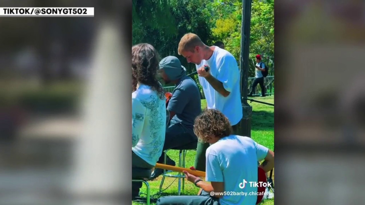 Justin Bieber surprises fans at MacArthur Park