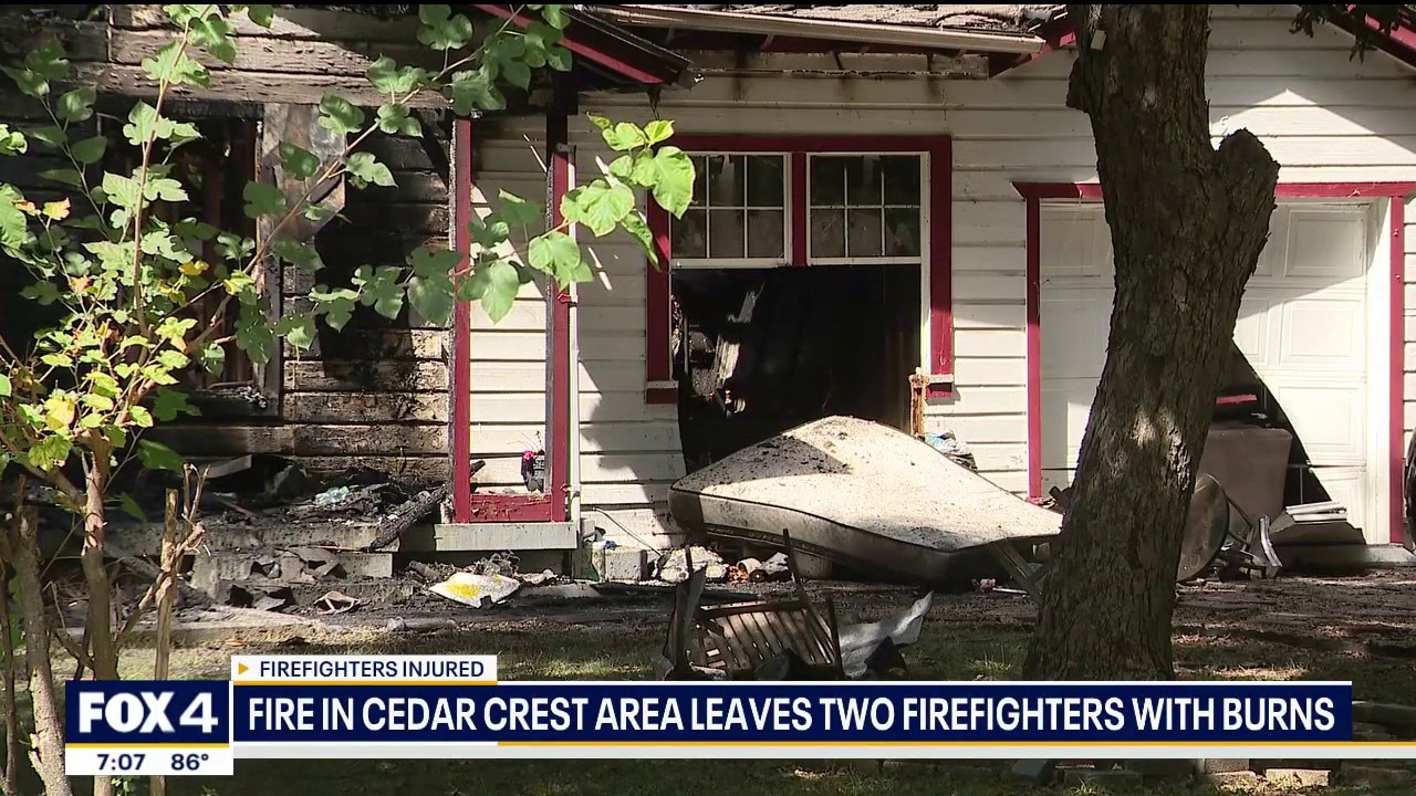 Dallas firefighters hurt battling weekend fires