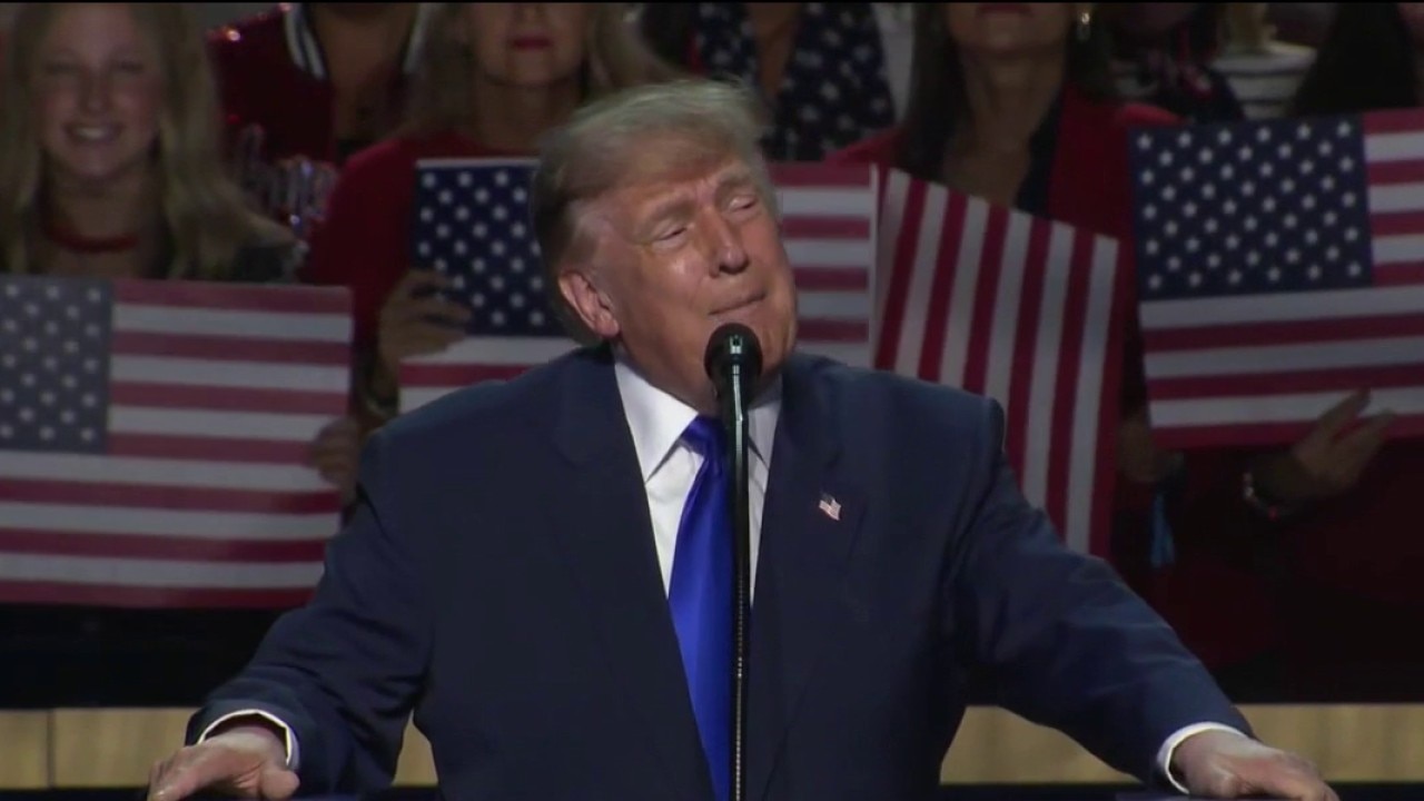 Trump asking voters to 'pretend' he's on the ballot; promises $5K if GOP wins
