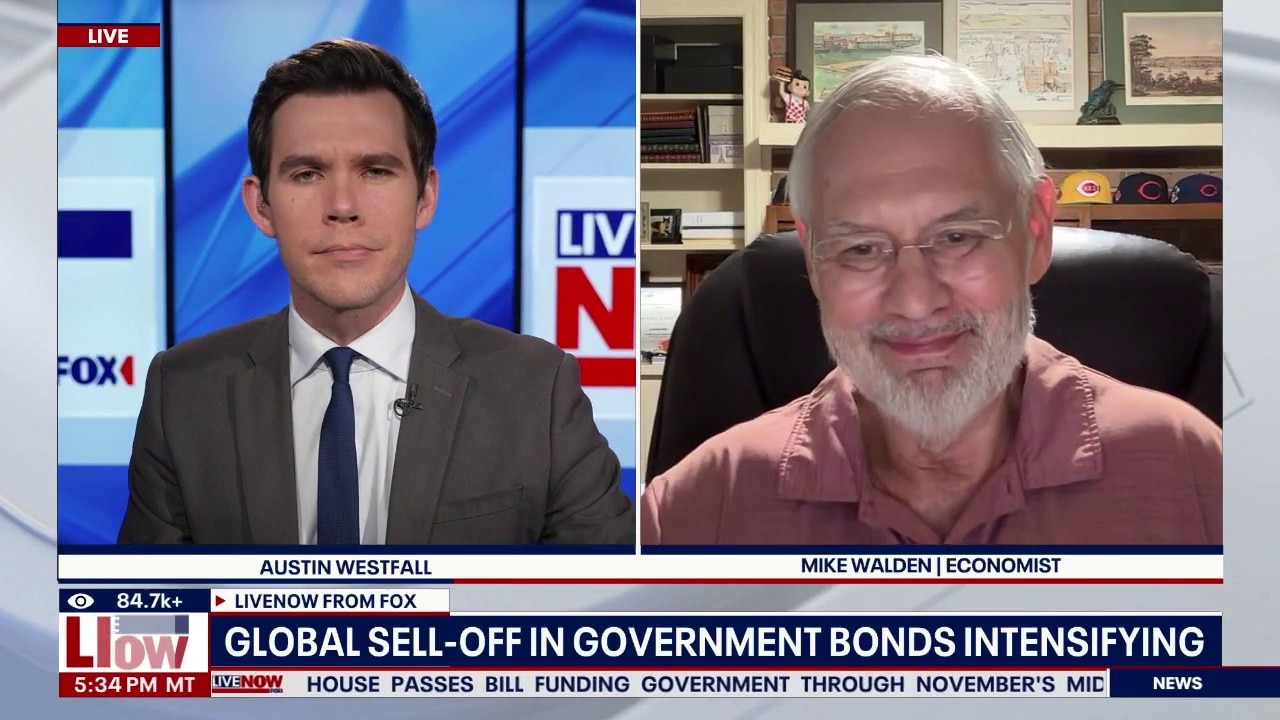 Global sell-off in government bonds intensifying 