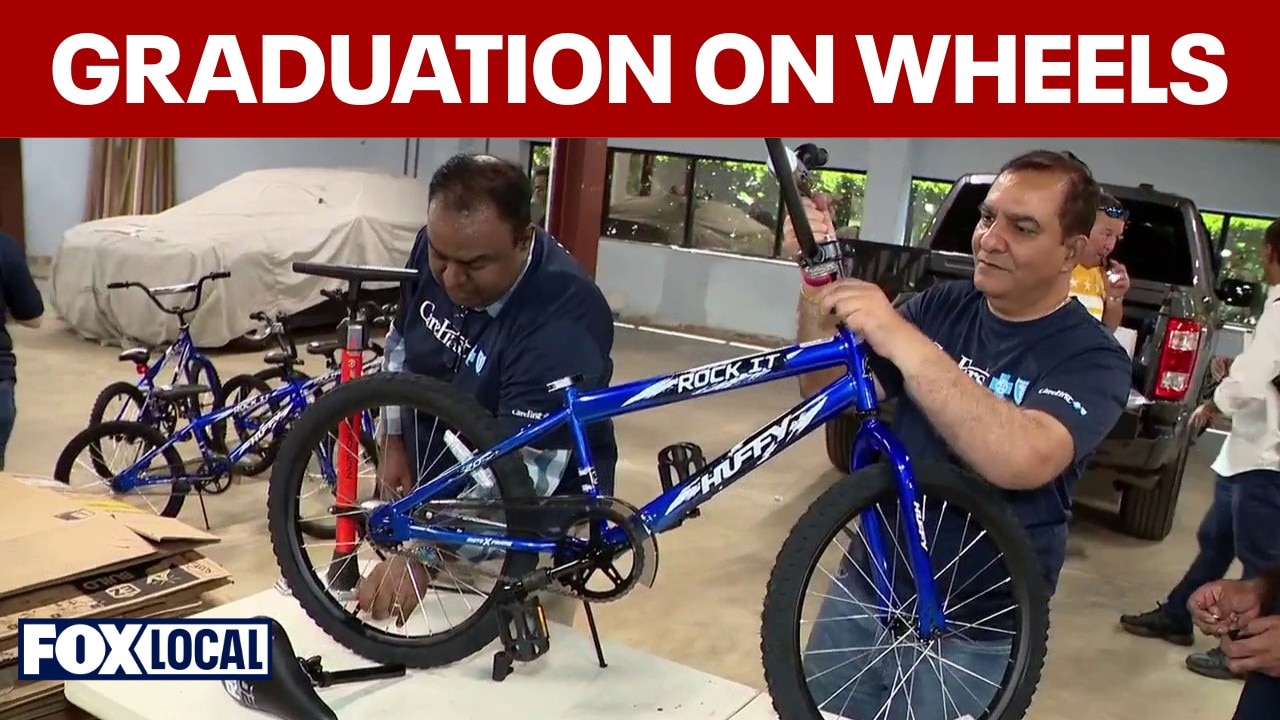 Graduation on Wheels gives new bikes to 300 DCPS students
