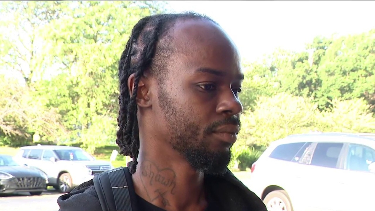 'It's terrible': Suburban Chicago man says his apartment complex is without AC amid heat wave