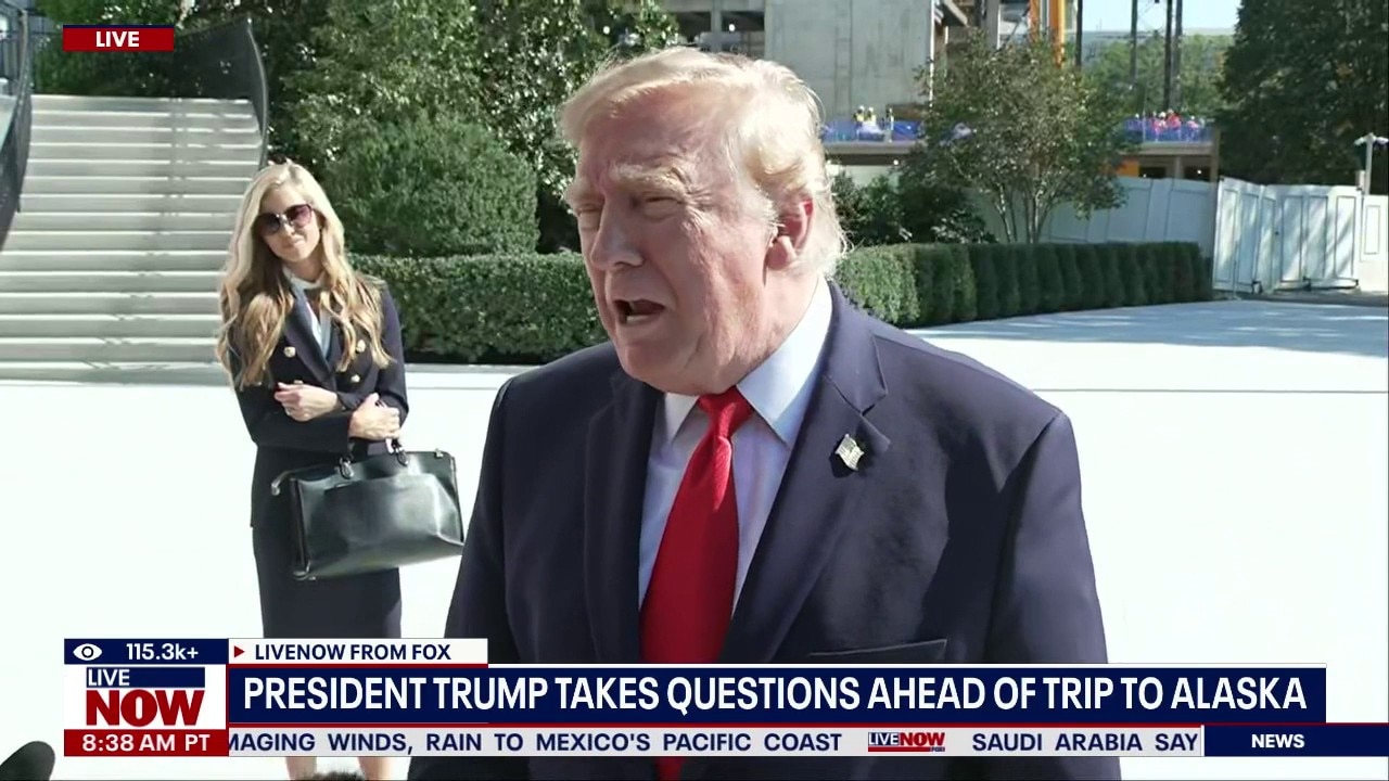 Pres. Trump briefs media amid Guilfoyle resignation