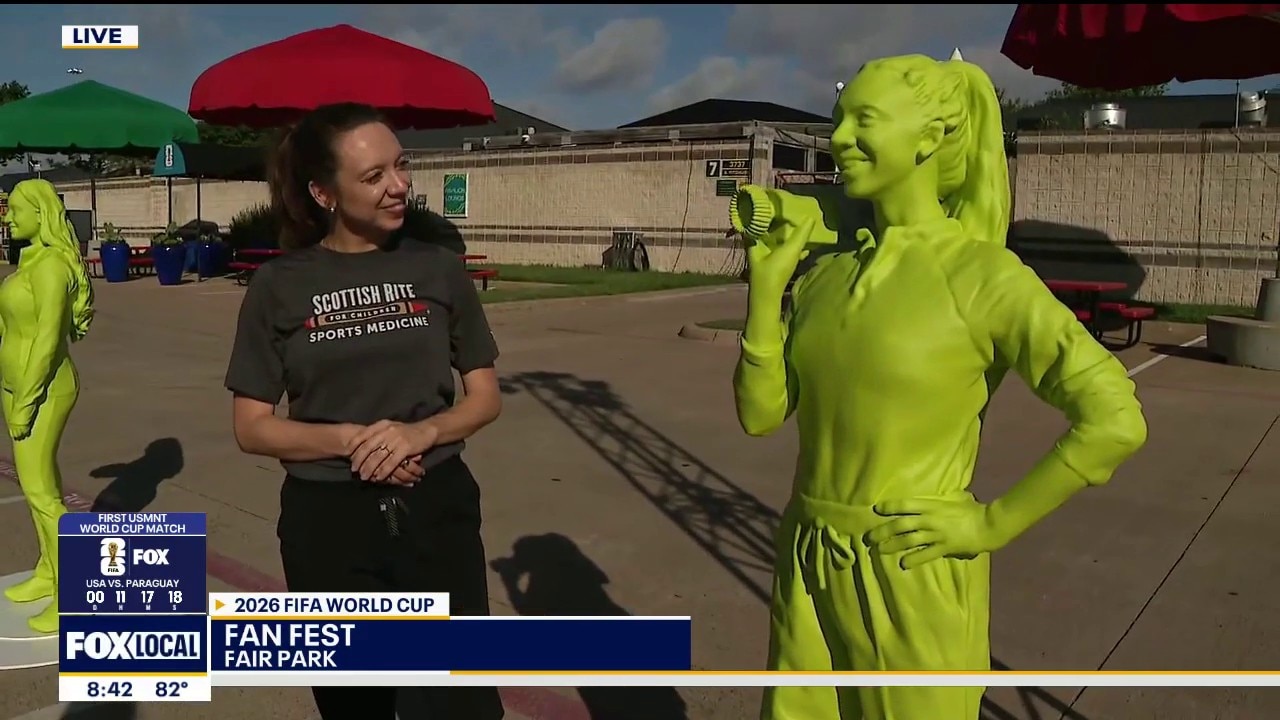 Exhibit honors female role models with life-size exhibits