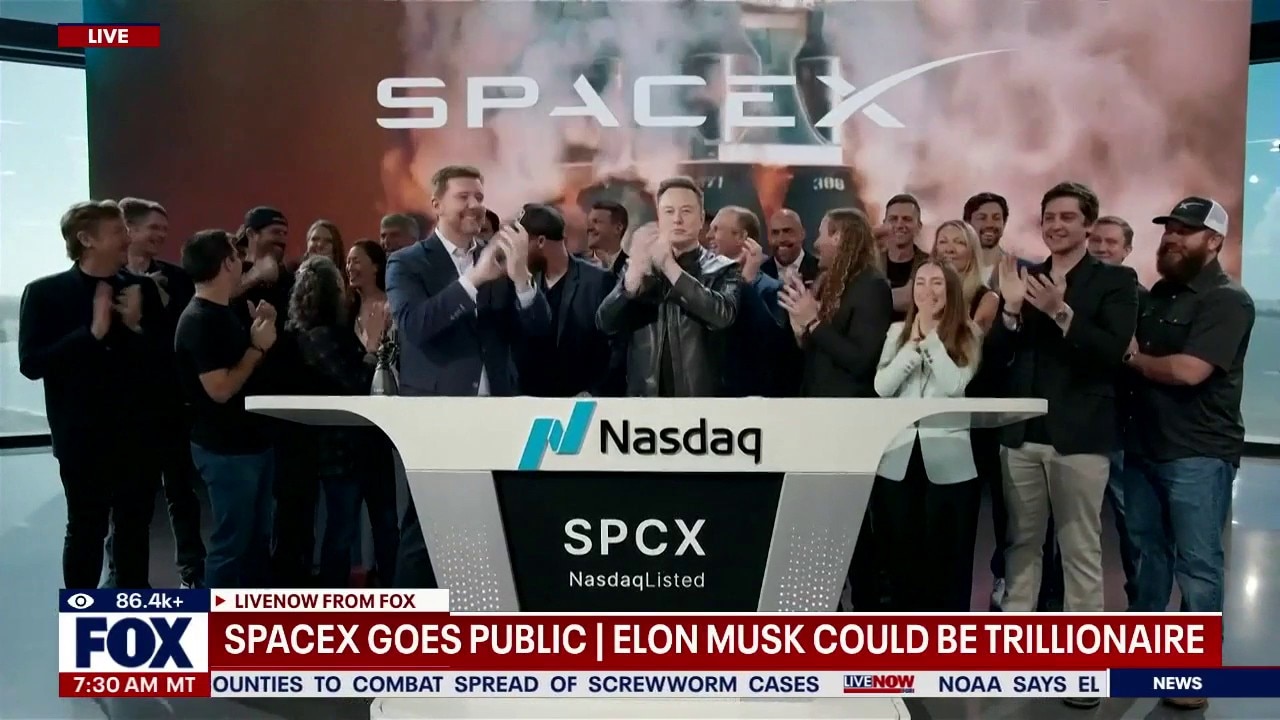 SpaceX makes record-breaking stock market debut 