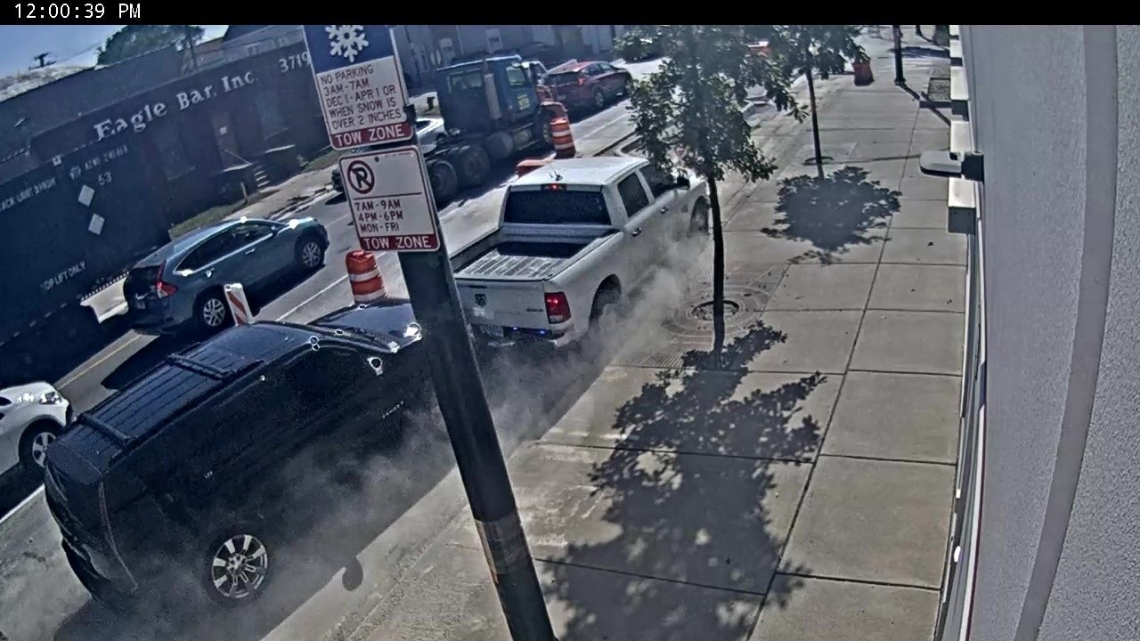 Video shows Chicago driver ram ICE agent's truck during Operation Midway Blitz